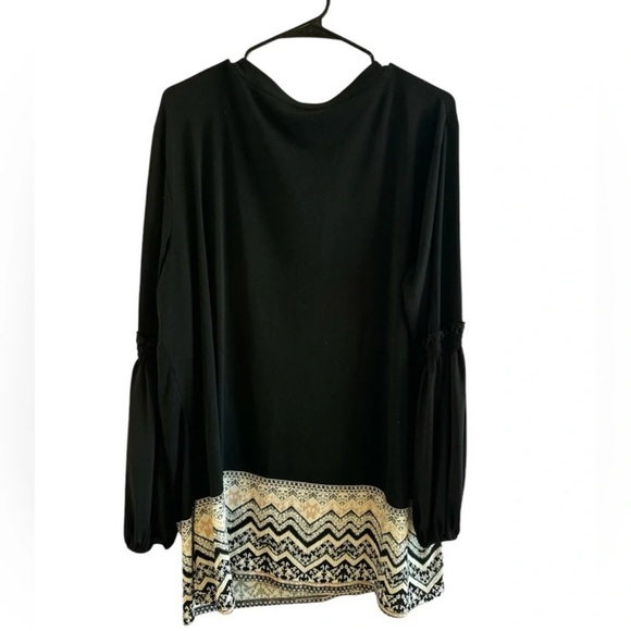 Black and Cream Women's Top Cato size 18/20 tunic - Picture 2 of 6